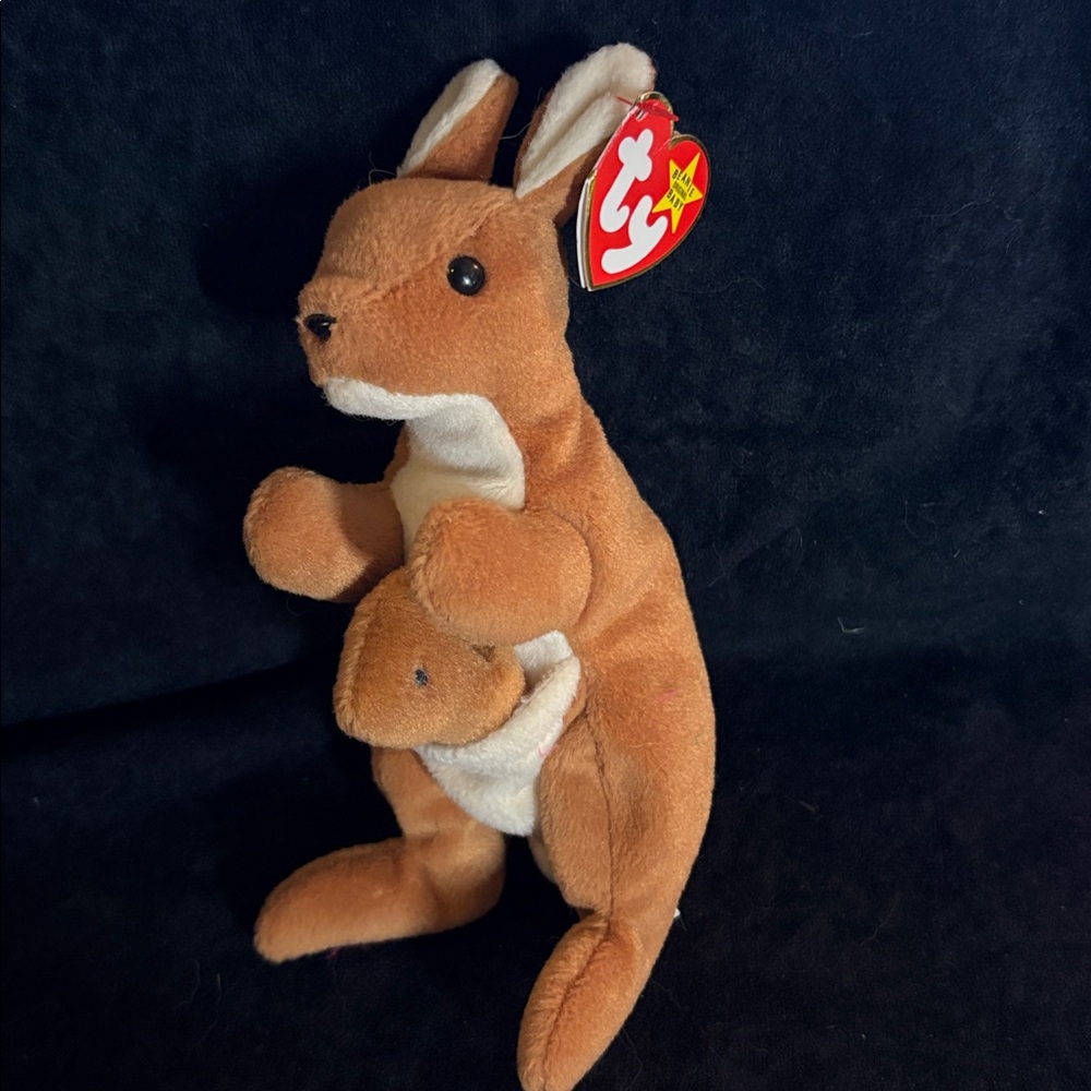 TY Plushie Pouch the Kangaroo and her baby Toy